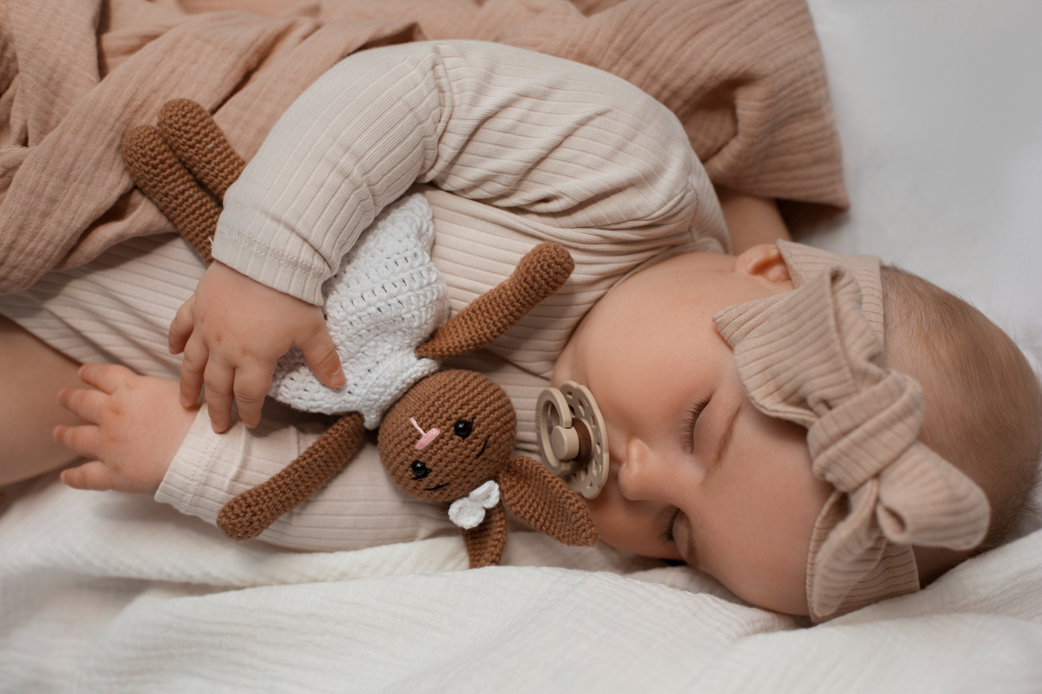 Jak ubierać dziecko do snu